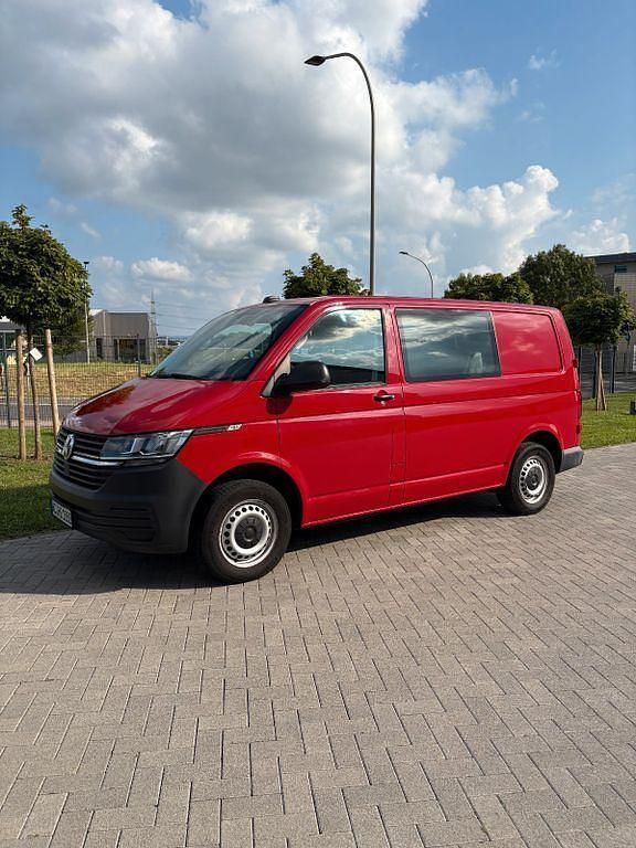 Rot Gebraucht 2020 VW T6.1 Trendline Van | 24.990 € (Fairer Preis) - Bild 1/4
