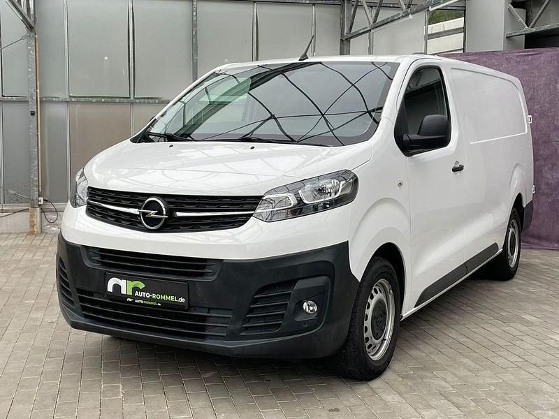 Weiß Gebraucht 2020 Opel Vivaro Edition Van | 16.990 € (Fairer Preis) - Bild 1/4