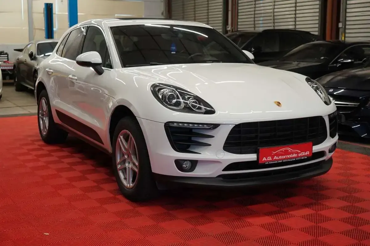 Gebraucht Porsche Macan S 258 PS (189 kW) 2015 Pure white/weiss SUV