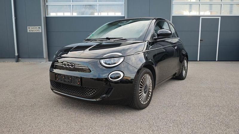 Schwarz Gebraucht 2023 Fiat 500e Limousine | 15.999 € - Bild 1/4