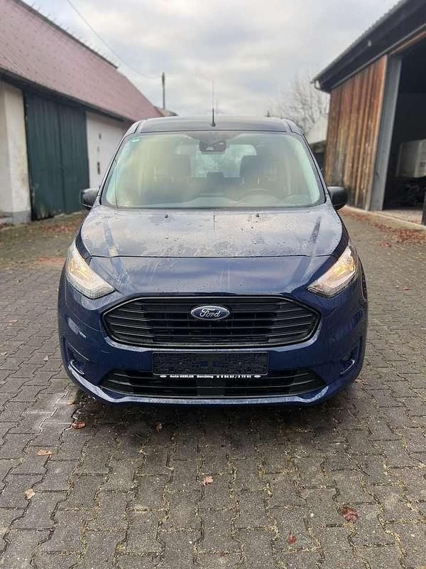 Blau Gebraucht 2021 Ford Tourneo Active Kombi | 19.499 € - Bild 1/4