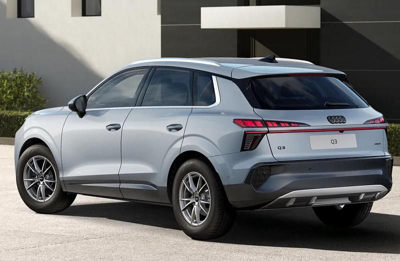 Neu Audi Q3 Ambiente 204 PS (150 kW) 2026 Pfeilgrau perleffekt SUV
