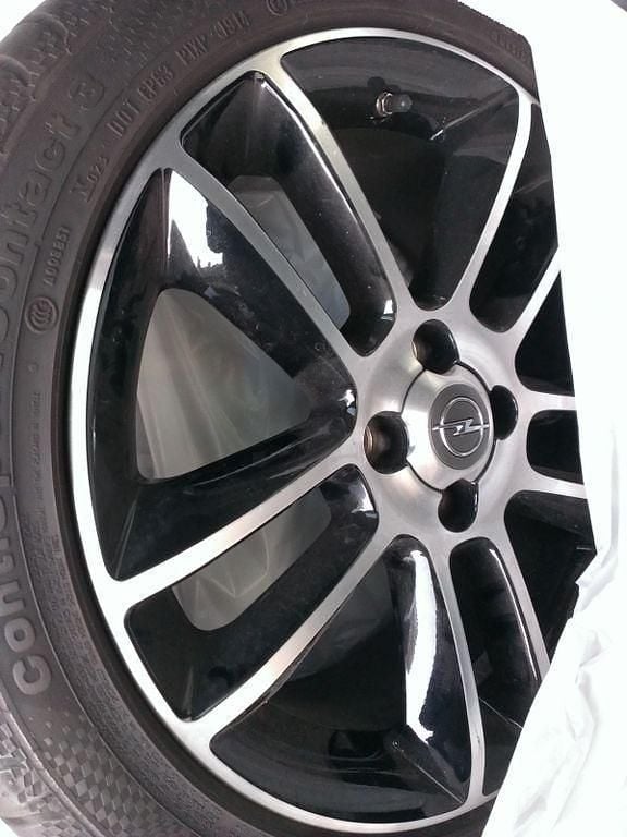 Gebraucht Opel Corsa Color Edition 101 PS (74 kW) 2014 Schwarz Kleinwagen