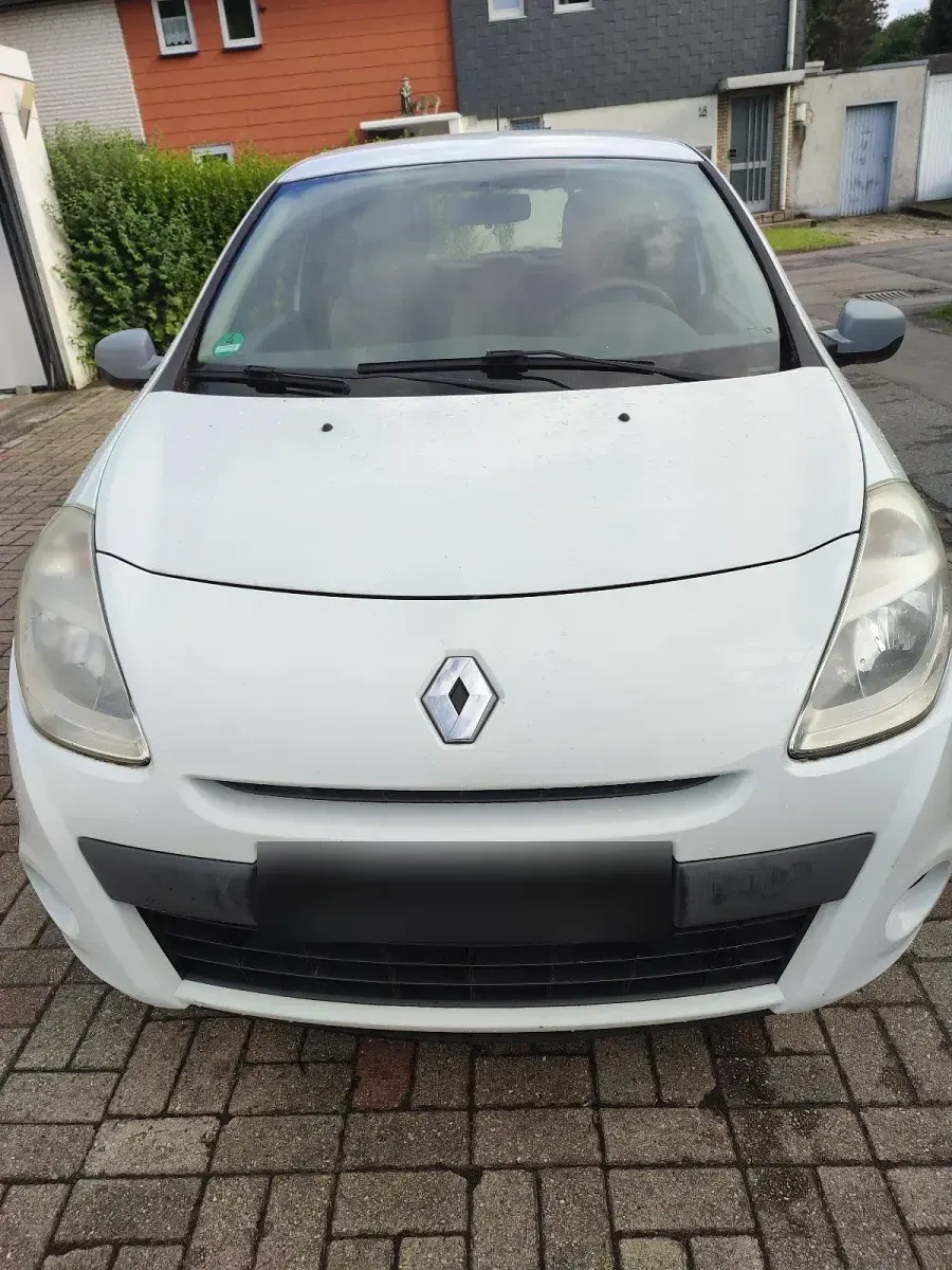 Gebraucht Renault Clio 74 PS (54 kW) 2009 Weiß Kleinwagen