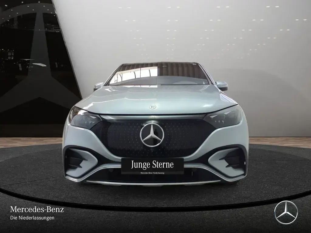 Gebraucht Mercedes EQE500 AMG 300 kW (408 PS) 2024 Silber SUV