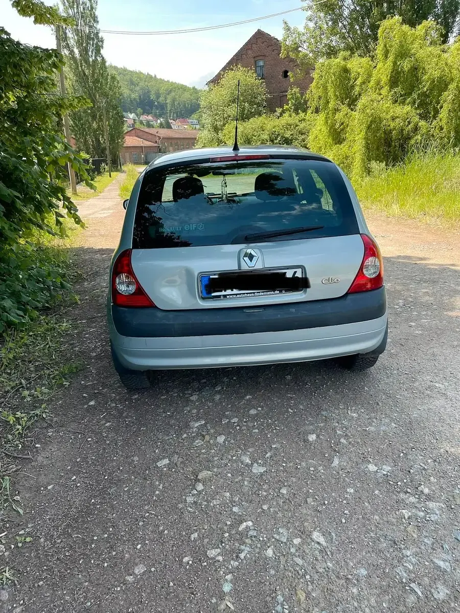 Occasion Renault Clio II 85 ch (62 kW) 2002 Bleue Citadine