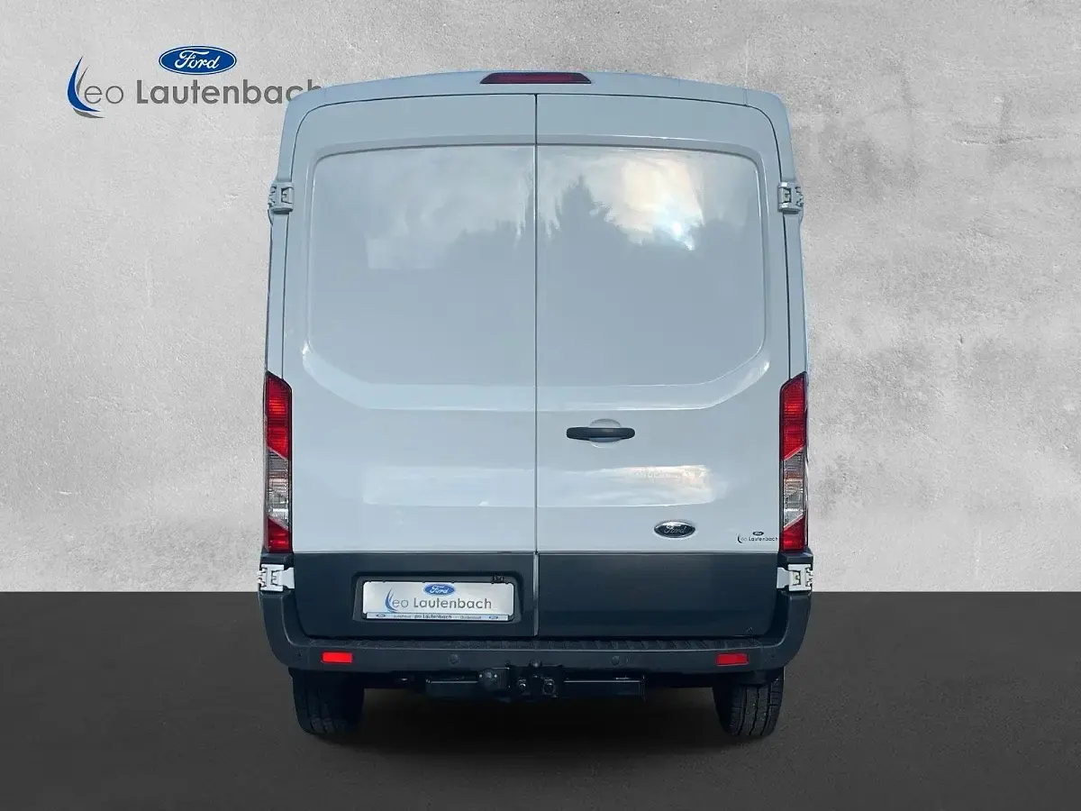 Używany Ford Transit Trend 170 KM (125 kW) 2018 Biały Pickup