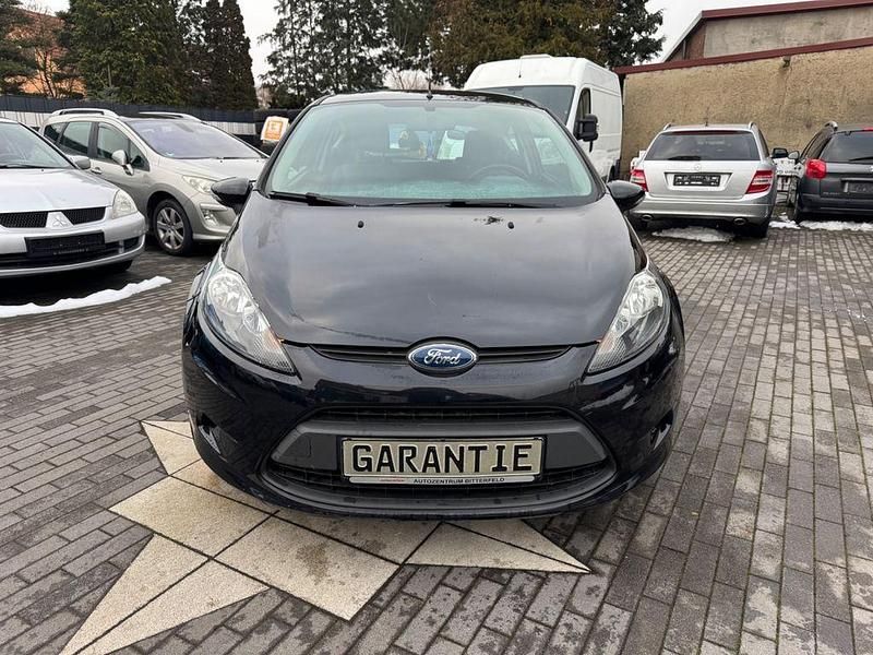 Gebraucht Ford Fiesta Trend 60 PS (44 kW) 2010 Schwarz Kleinwagen