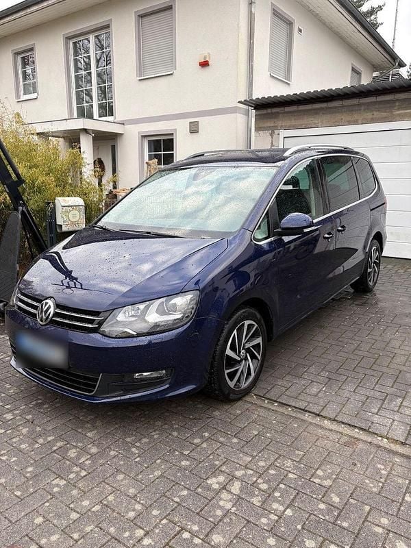 Blau Gebraucht 2019 VW Sharan Join Van / Kleinbus | 18.000 € (Superpreis) - Bild 1/4