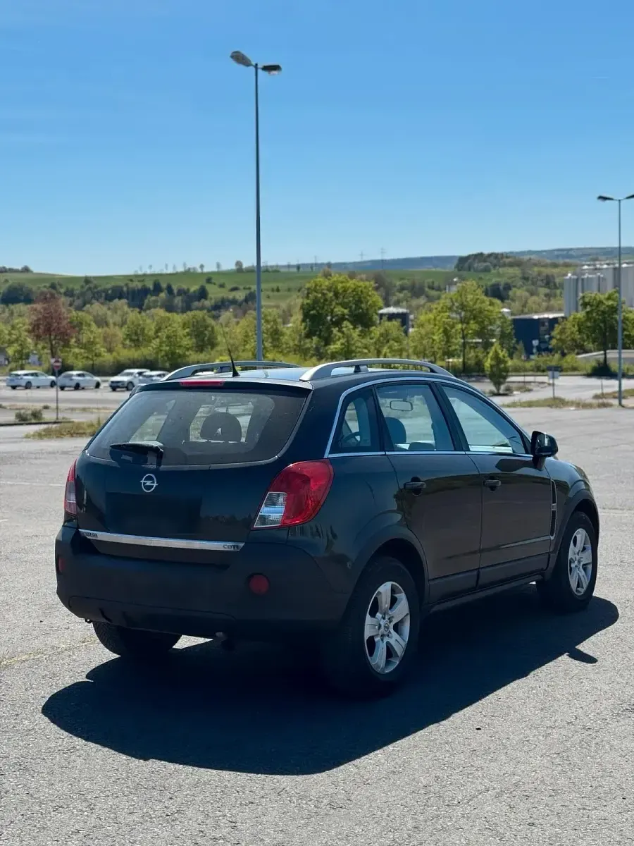 Second-hand Opel Antara 163 CP (119 kW) 2015 Negru SUV