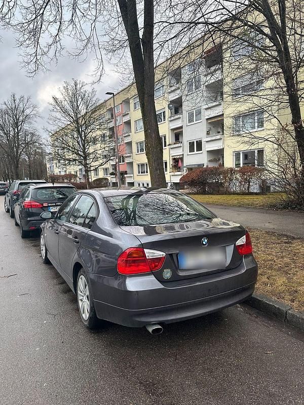 Second-hand BMW 320 150 CP (110 kW) 2005 Gri Berlinǎ