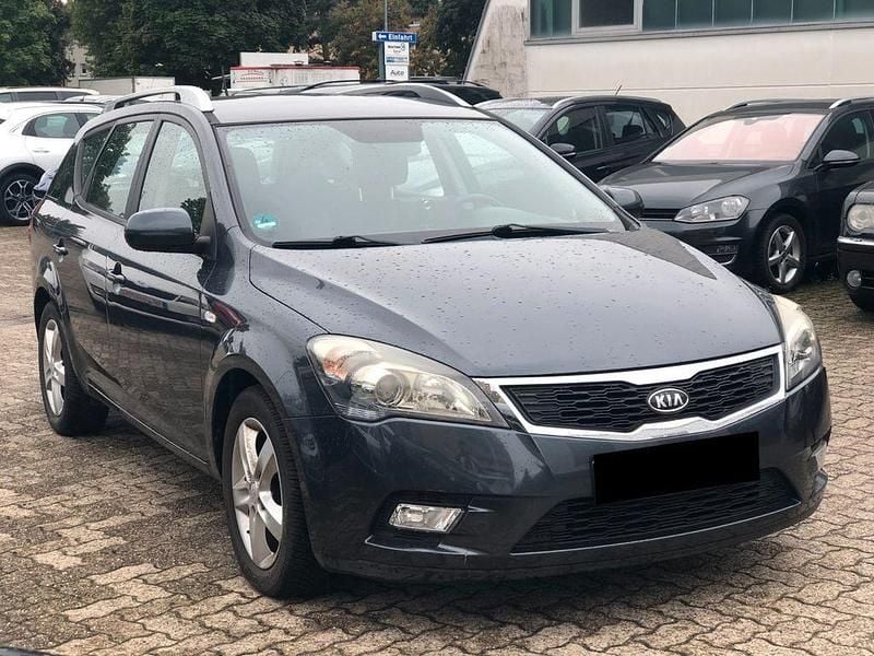 Schwarz Gebraucht 2011 Kia Ceed Sportswagon Kombi | 3.500 € (Guter Preis) - Bild 1/4