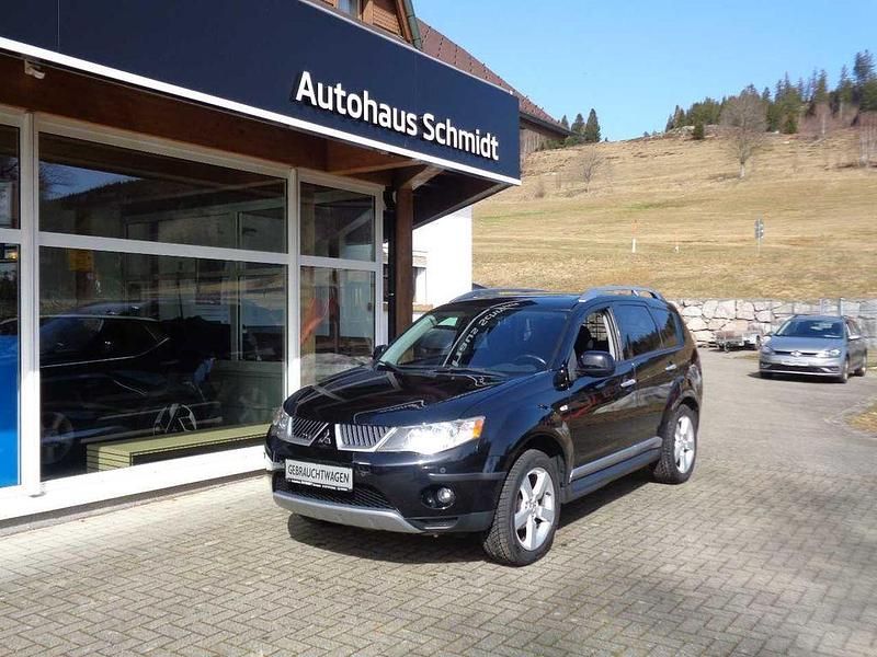 Gebraucht Mitsubishi Outlander Intense 170 PS (125 kW) 2009 Schwarz SUV