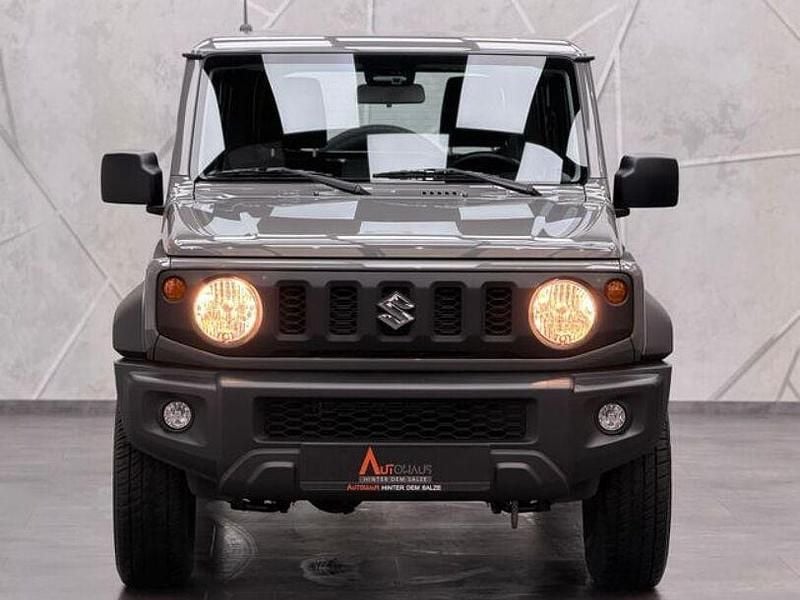 Gebraucht Suzuki Jimny Comfort 102 PS (75 kW) 2024 Grau SUV