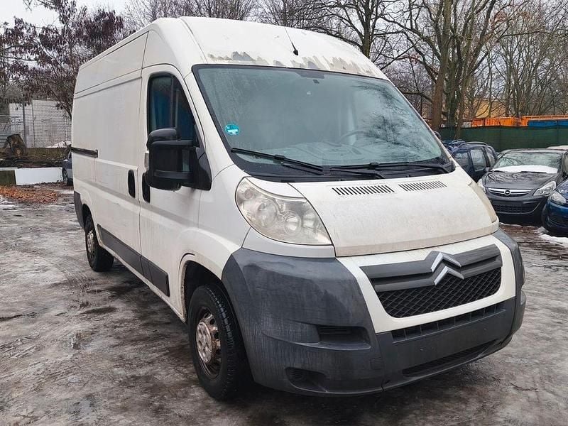 Weiß Gebraucht 2010 Citroën Jumper Van / Kleinbus | 4.499 € (Guter Preis) - Bild 1/4