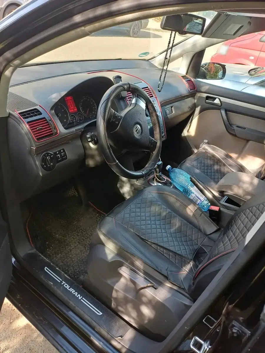 Gebraucht VW Touran 140 PS (102 kW) 2007 Schwarz Van / Kleinbus