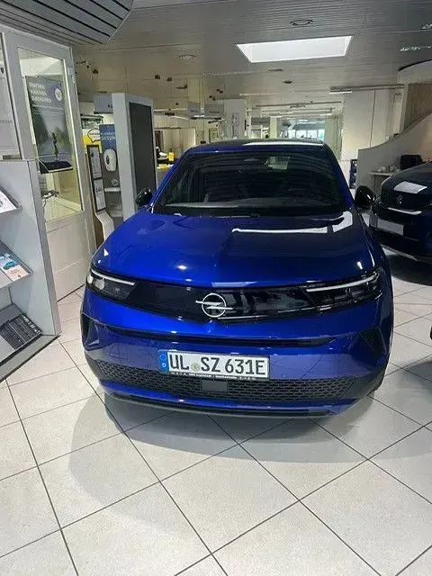 Gebraucht Opel Mokka-e Edition 114 kW (156 PS) 2025 Blau SUV