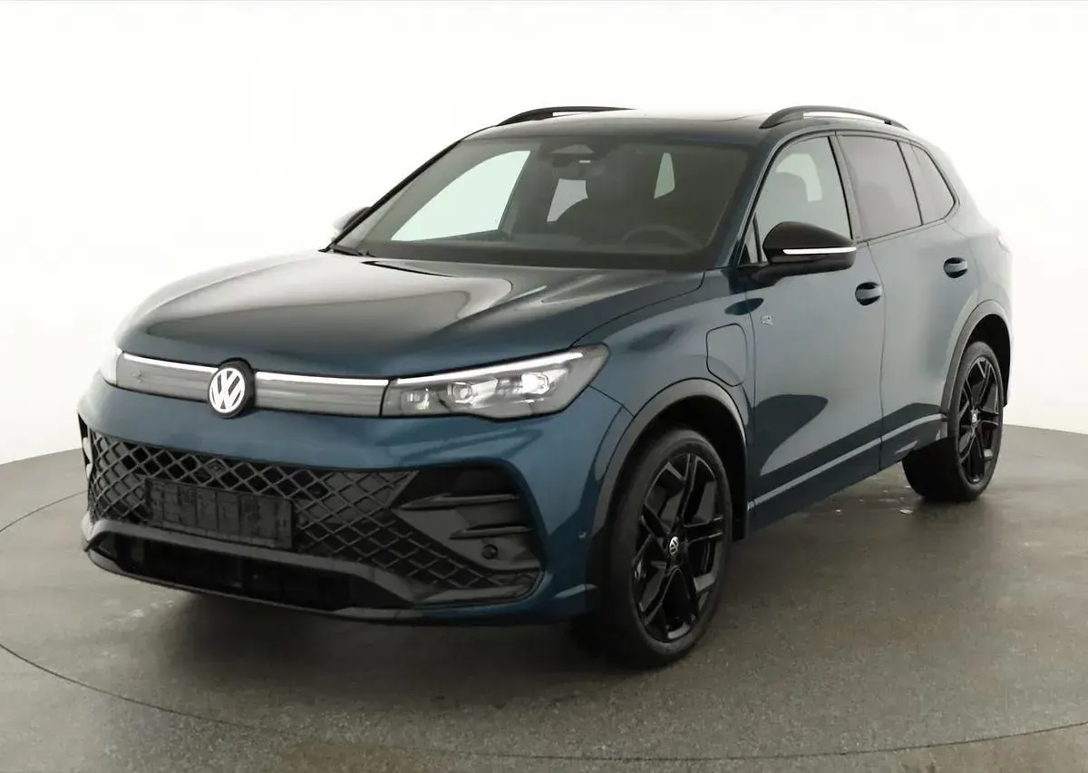Gebraucht VW Tiguan R-line 272 PS (200 kW) 2025 SUV