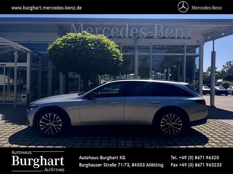 Gebraucht Mercedes E450 Avantgarde 381 PS (280 kW) 2024 Lack hightechsilber Kombi