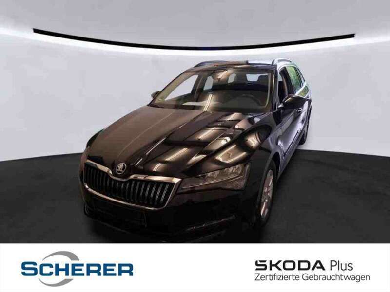 Blackmagic perleffekt (metallic) Gebraucht 2022 Skoda Superb Ambition Kombi | 28.980 € (Fairer Preis) - Bild 1/4