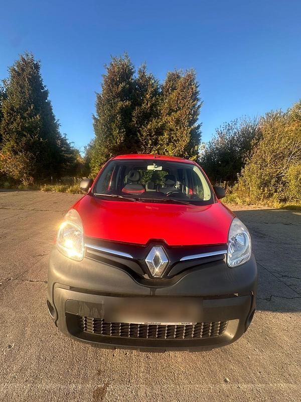 Rot Gebraucht 2017 Renault Kangoo Van / Kleinbus | 5.000 € (Superpreis) - Bild 1/4