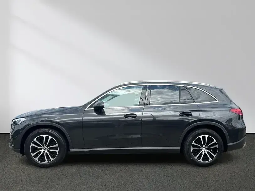 Gebraucht Mercedes GLC200 Avantgarde 204 PS (150 kW) 2023 Grau SUV