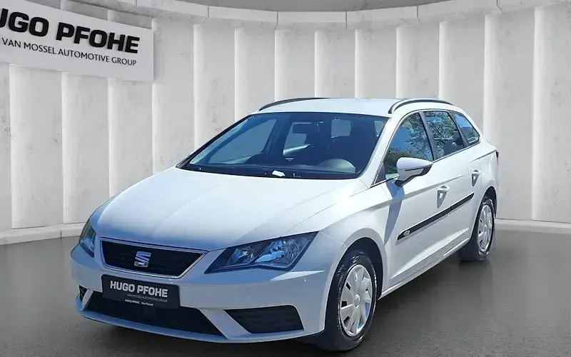 Używany Seat Leon ST Reference 86 KM (63 kW) 2018 Biały Kombi