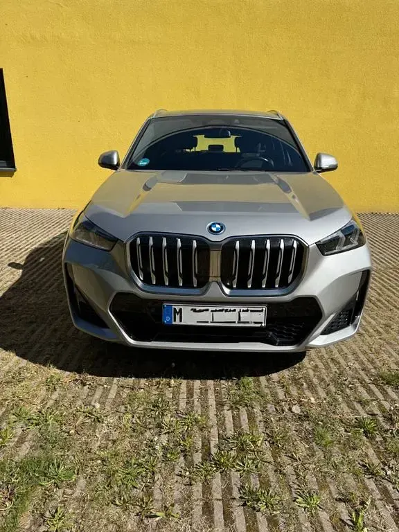 Gebraucht BMW X1 M Sport 245 PS (180 kW) 2023 Grau SUV