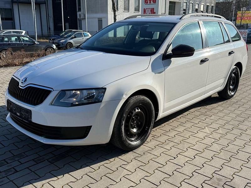 Gebraucht Skoda Octavia Active 86 PS (63 kW) 2013 Weiß Kombi