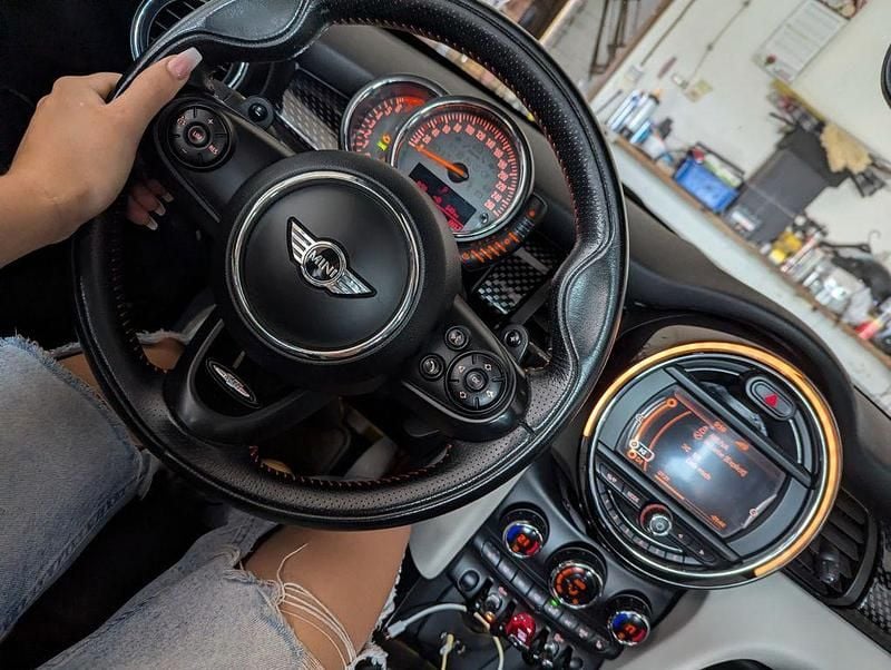 Gebraucht Mini John Cooper Works Chili 192 PS (141 kW) 2014 Orange Kleinwagen