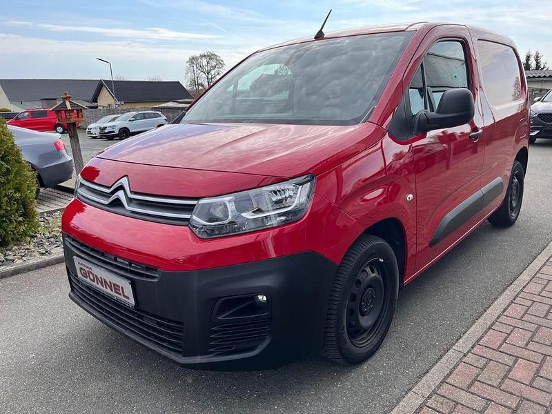 Gebraucht Citroën Berlingo 131 PS (96 kW) 2021 Rot Van / Kleinbus