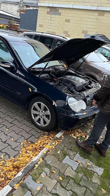 Gebraucht Mercedes C200 Classic 116 PS (85 kW) 2003 Limousine