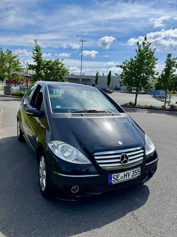 Gebraucht 2006 Mercedes A180 Avantgarde Limousine | 900 € (Superpreis) - Bild 1/4