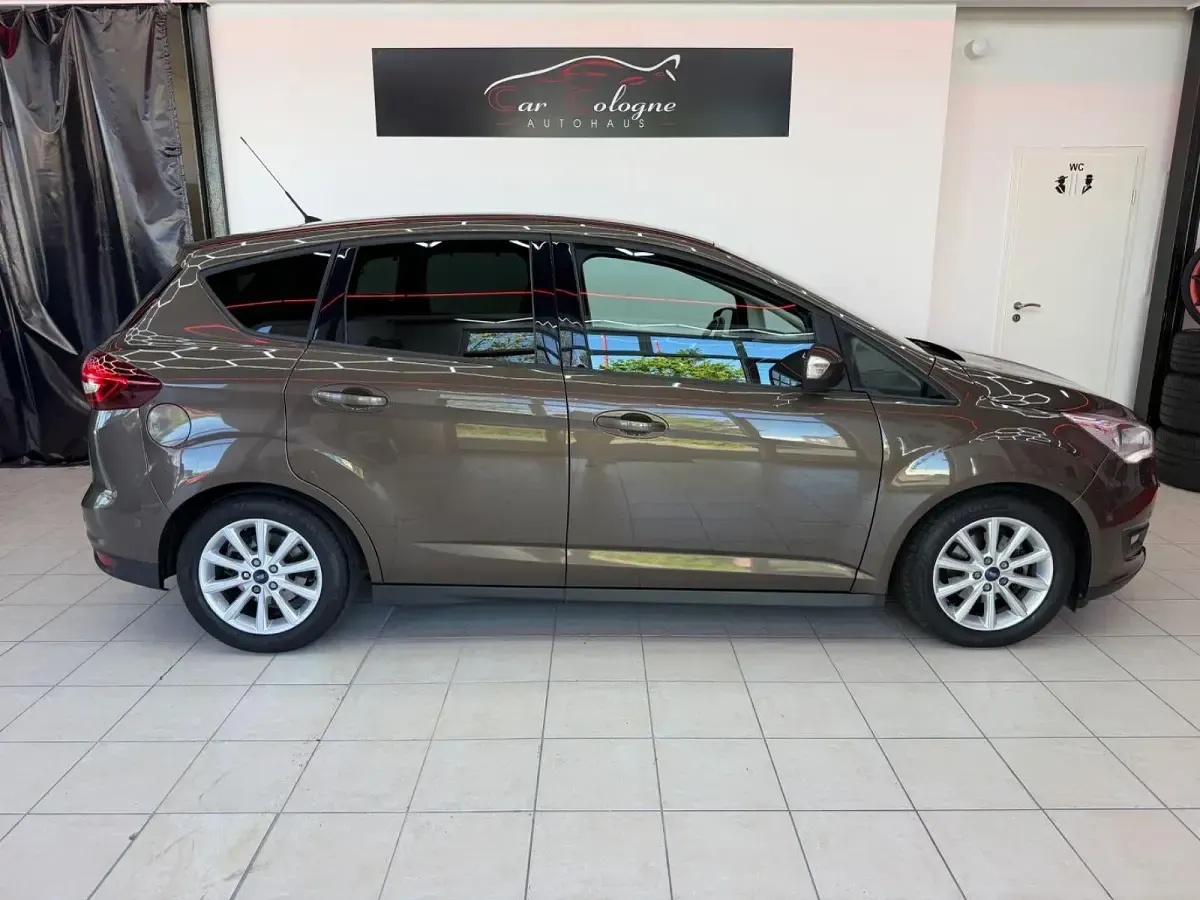 Gebraucht Ford C-MAX Business Edition 120 PS (88 kW) 2016 Braun Van / Kleinbus