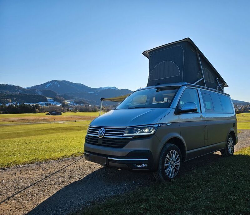 Silber Gebraucht 2022 VW California California Van | 59.900 € (Guter Preis) - Bild 1/4