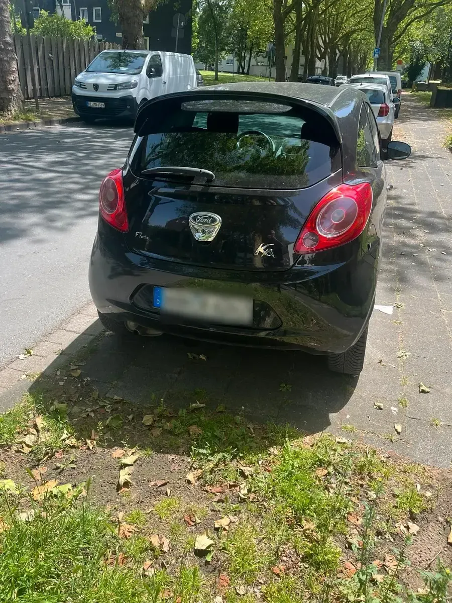 Gebraucht Ford Ka 69 PS (50 kW) 2010 Schwarz Kleinwagen