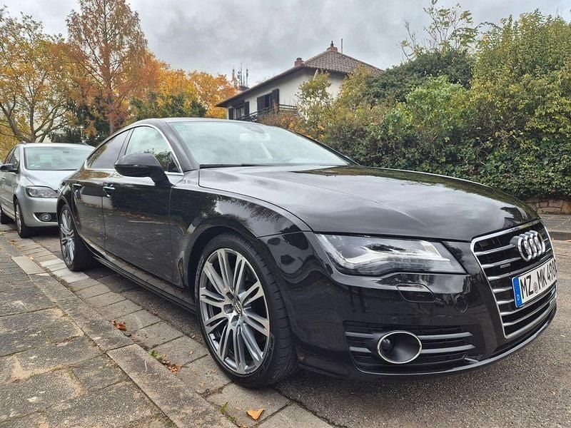 Schwarz Gebraucht 2011 Audi A7 Sport Kleinwagen | 19.999 € (Fairer Preis) - Bild 1/4