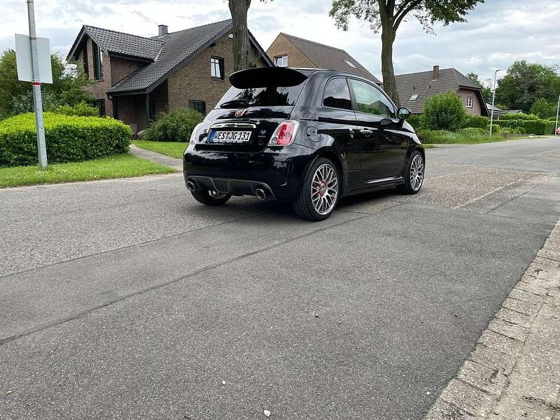 Schwarz Gebraucht 2014 Abarth 595 Turismo Kleinwagen | 12.250 € (Guter Preis) - Bild 1/4