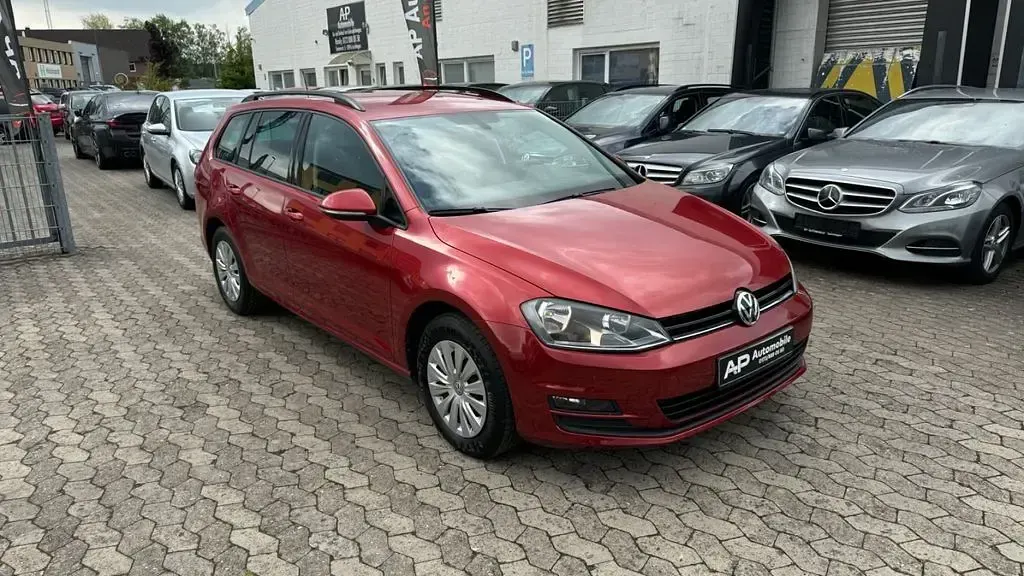 Gebraucht VW Golf VII 110 PS (80 kW) 2015 Rot Kombi