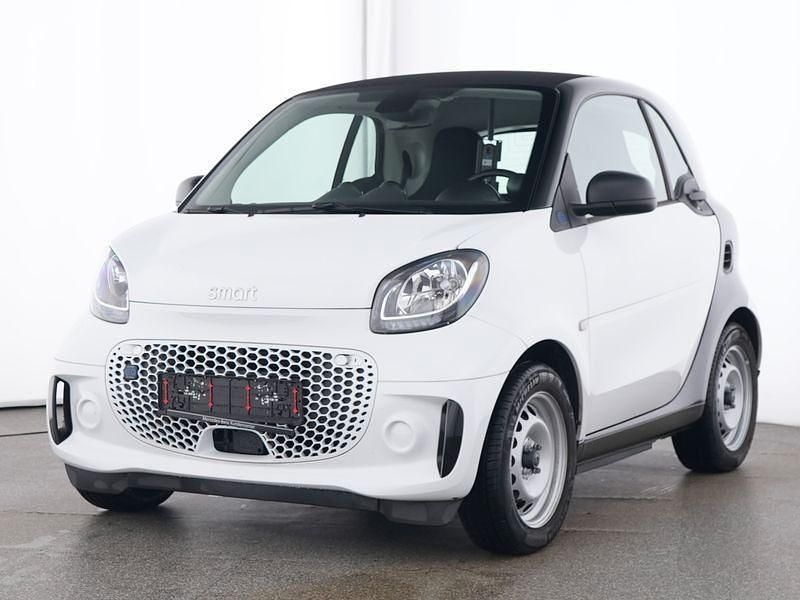 Weiß Gebraucht 2023 Smart ForTwo Electric Drive Basis Kleinwagen | 12.890 € (Fairer Preis) - Bild 1/4
