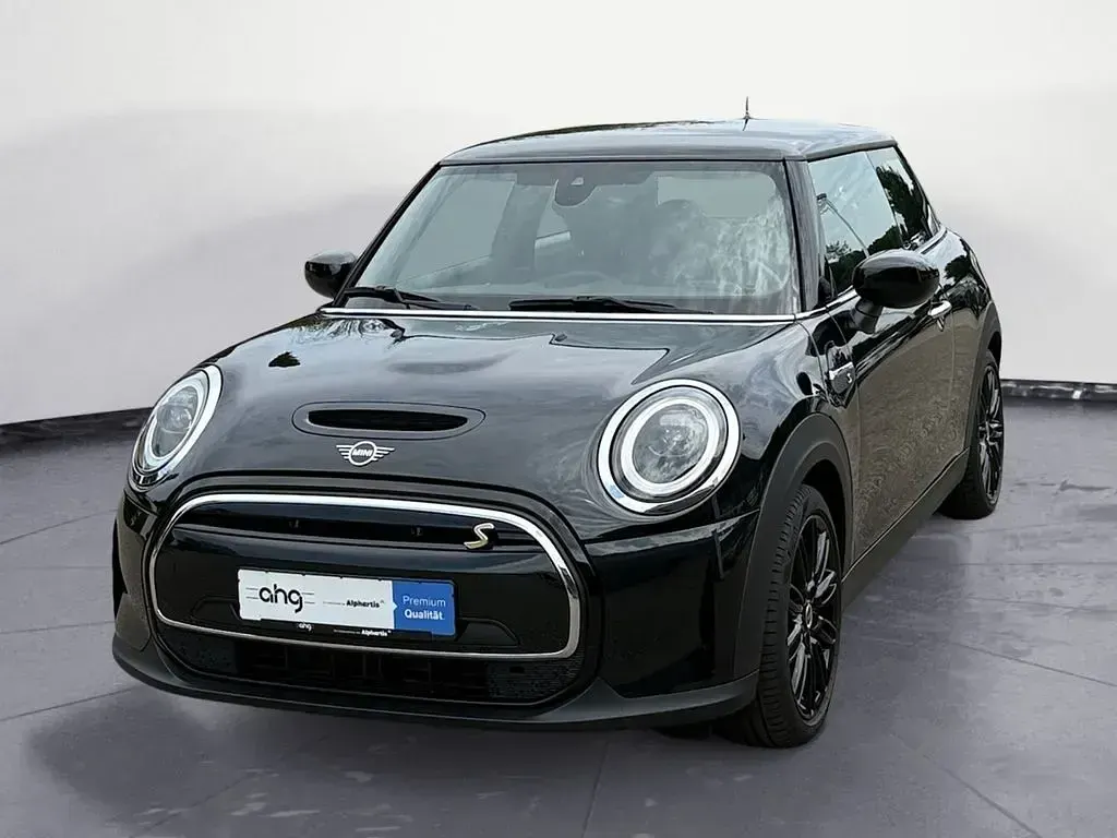Gebraucht Mini Cooper SE Classic 135 kW (184 PS) 2023 Schwarz Kleinwagen