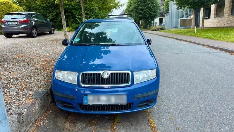 Blau Gebraucht 2007 Skoda Fabia Kombi | 999 € (Superpreis) - Bild 1/4