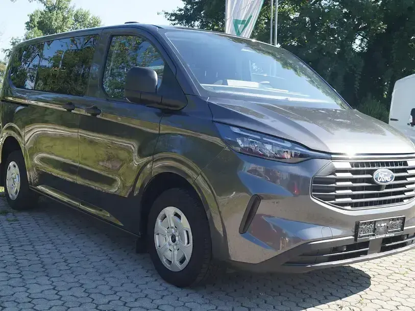 Occasion Ford Transit Custom Trend 136 ch (100 kW) 2025 Gris Monospace