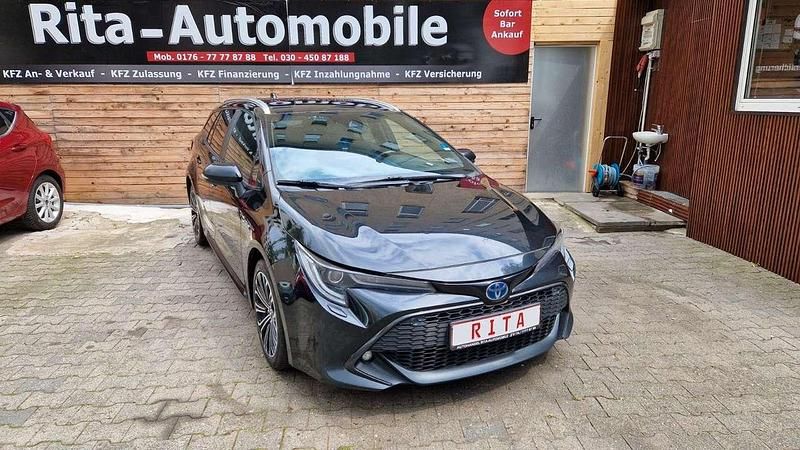 Schwarz Gebraucht 2019 Toyota Corolla Team Kombi | 14.980 € (Etwas zu teuer) - Bild 1/4