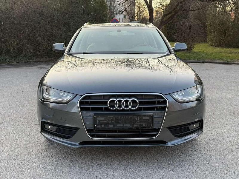 Gebraucht Audi A4 Ambiente 150 PS (110 kW) 2013 Grau Kombi