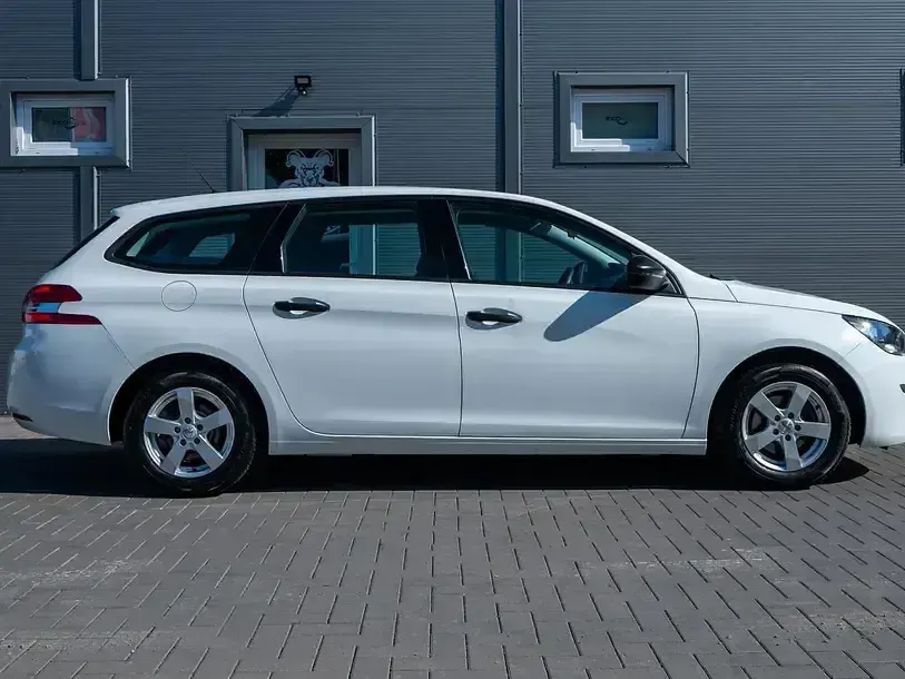 Gebraucht Peugeot 308 Access 110 PS (80 kW) 2014 Lack weiss banquise/deckende l Kombi