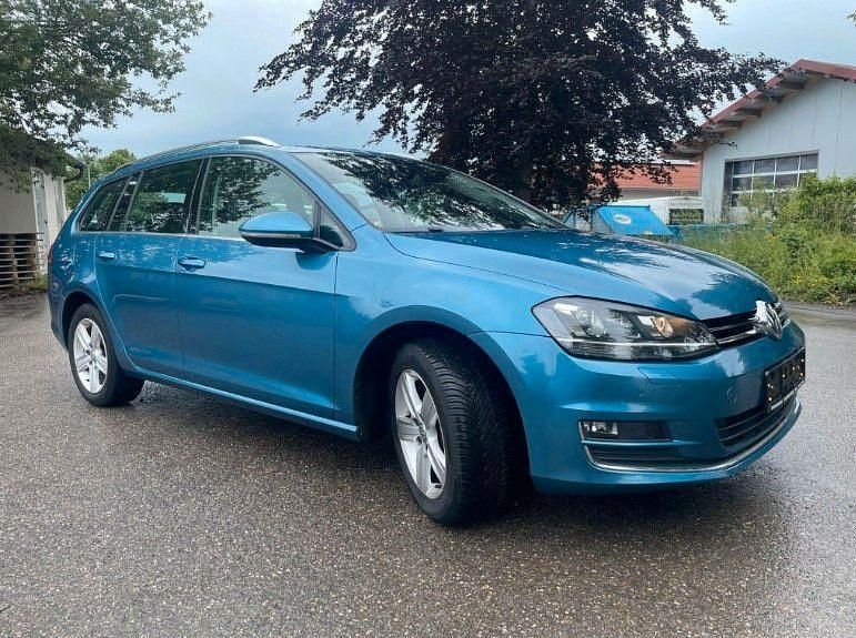 Blau Gebraucht 2016 VW Golf VII Highline Kombi | 13.790 € (Fairer Preis) - Bild 1/4