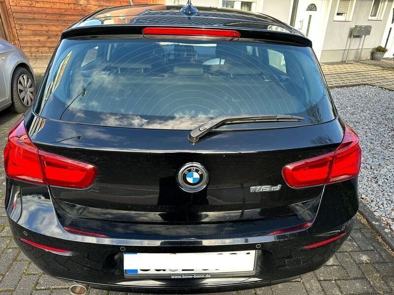 Schwarz Gebraucht 2017 BMW 116 Kleinwagen | 9.620 € (Guter Preis) - Bild 1/4