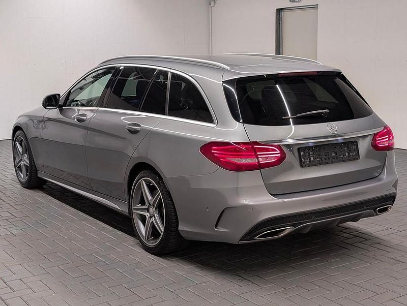 Gebraucht Mercedes C160 AMG line 129 PS (94 kW) 2016 Palladiumsilbermet. Coupé