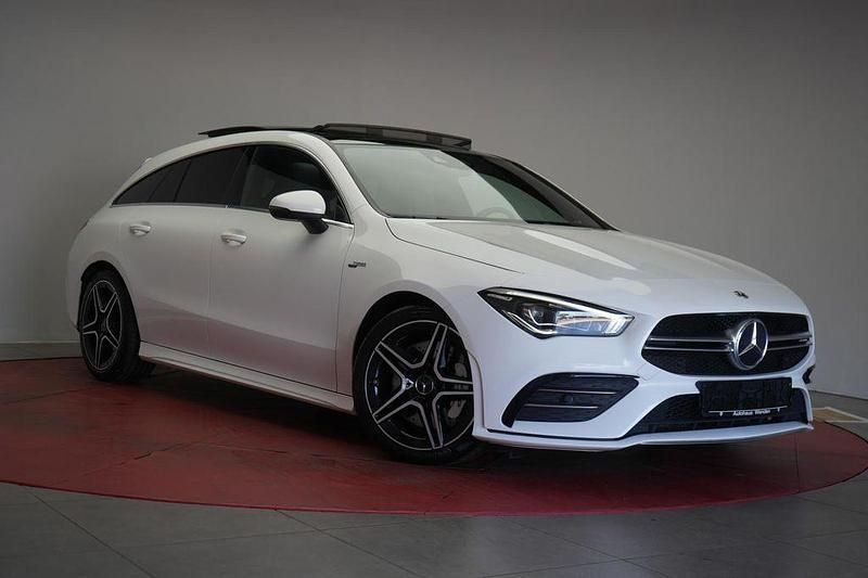 Polar white Gebraucht 2021 Mercedes CLA35 AMG Shooting Brake AMG Kombi | 29.990 € (Superpreis) - Bild 1/4